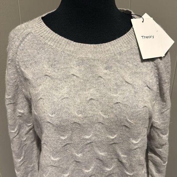 Theory mineral grey Tucked 100% cashmere crewneck long sleeve sweater. NWT. Lg - Picture 2 of 6